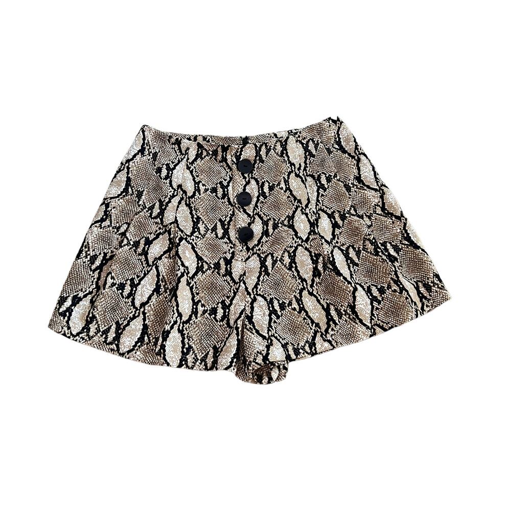 vestique women python wide shorts plaid cream brown sz medium button front